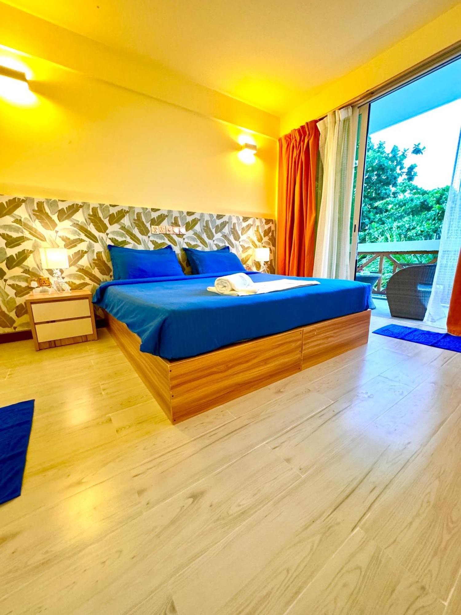 Sands Grand Hotel Dhigurah  Buitenkant foto