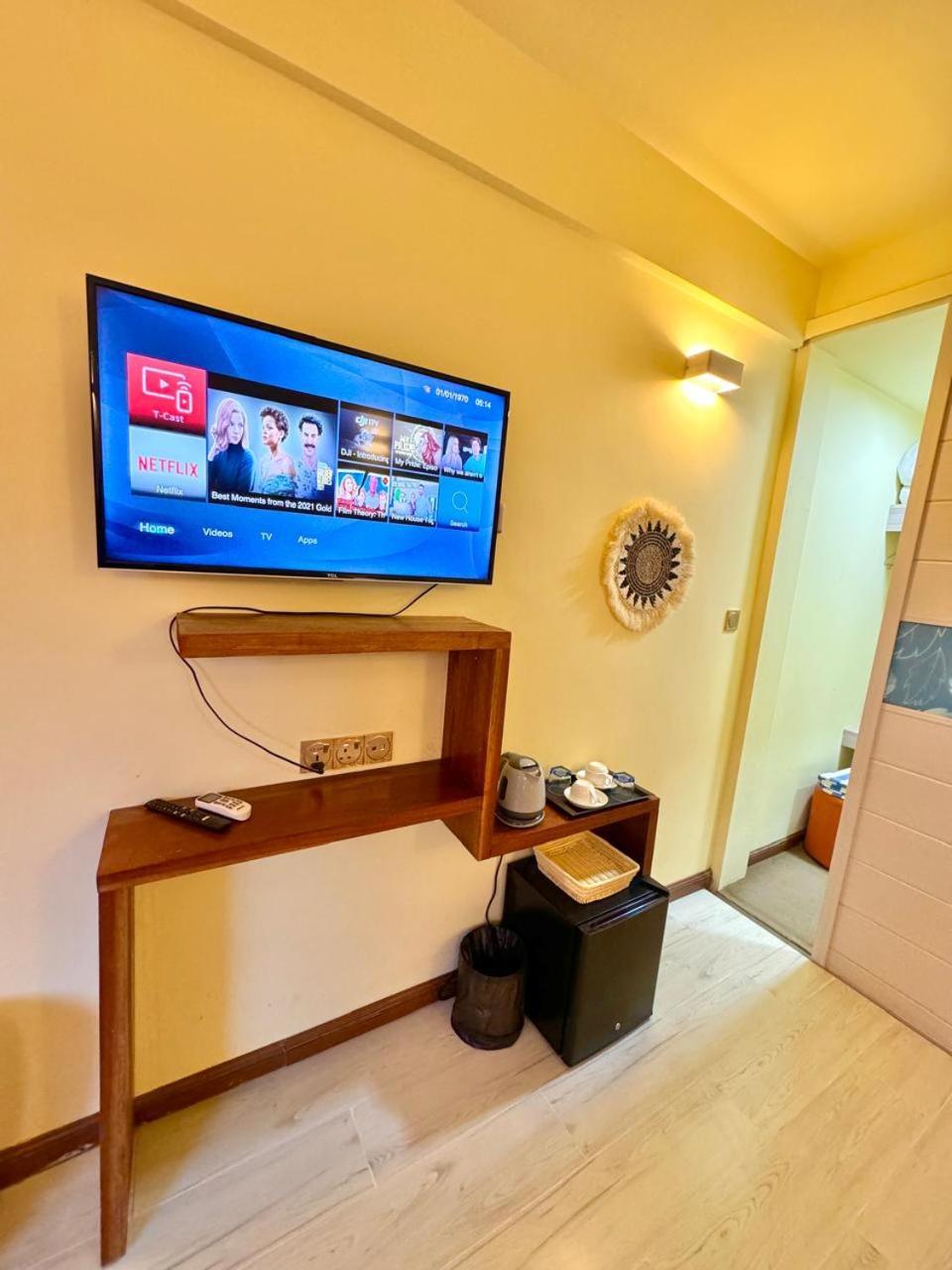 Sands Grand Hotel Dhigurah  Buitenkant foto