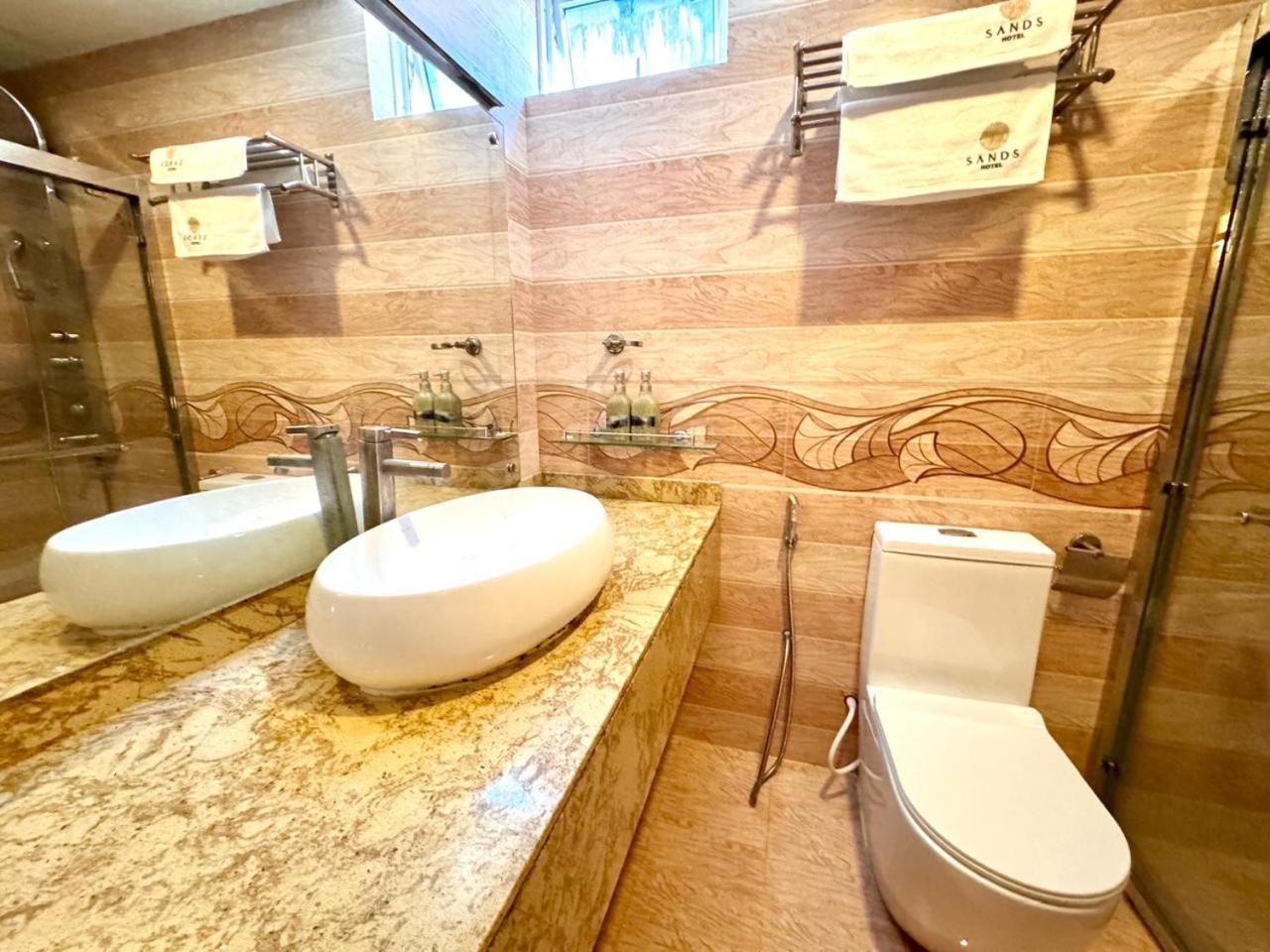 Sands Grand Hotel Dhigurah  Buitenkant foto